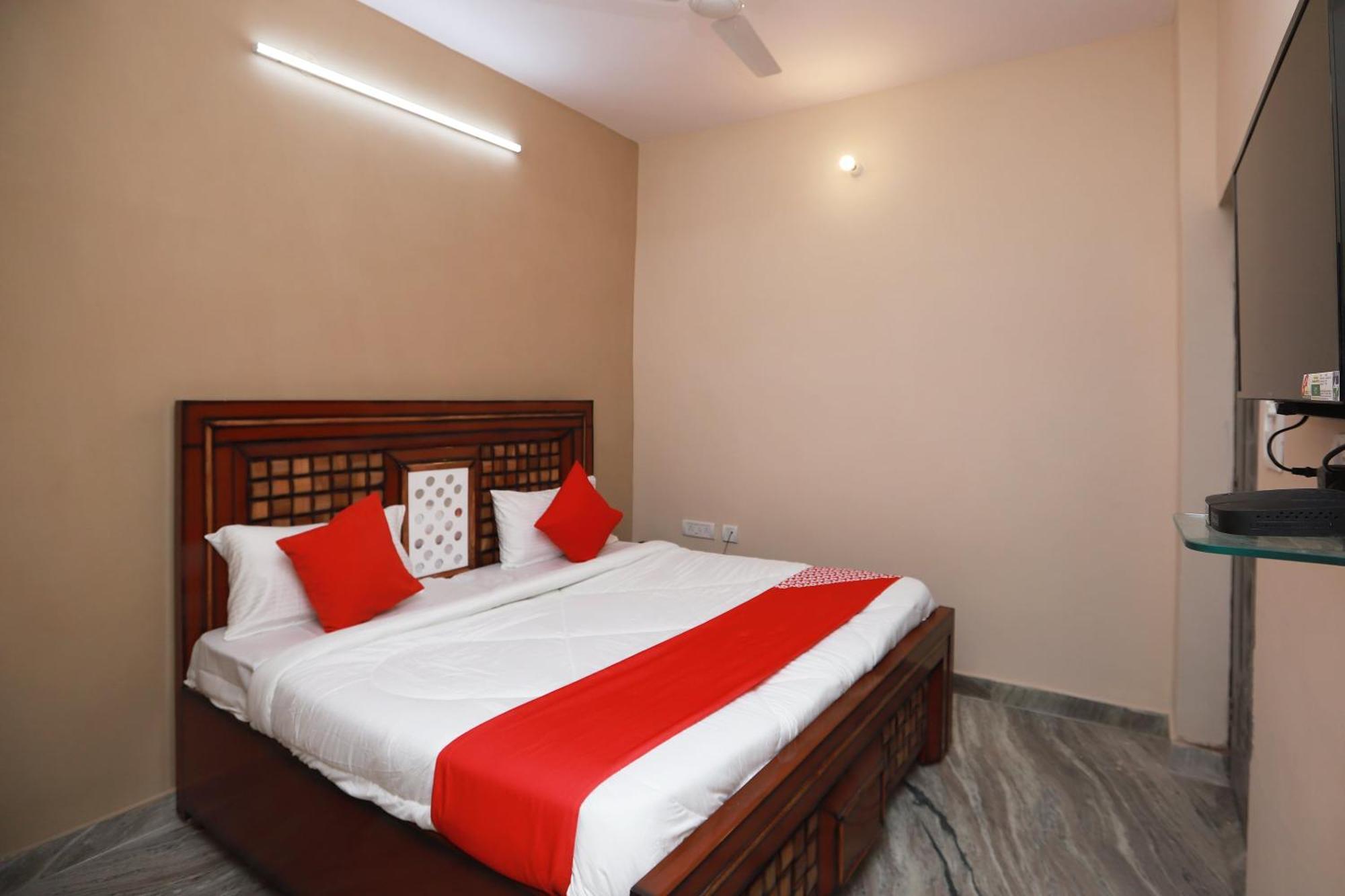 Hotel O Silverline Residency ฟารีดาบัด ภายนอก รูปภาพ