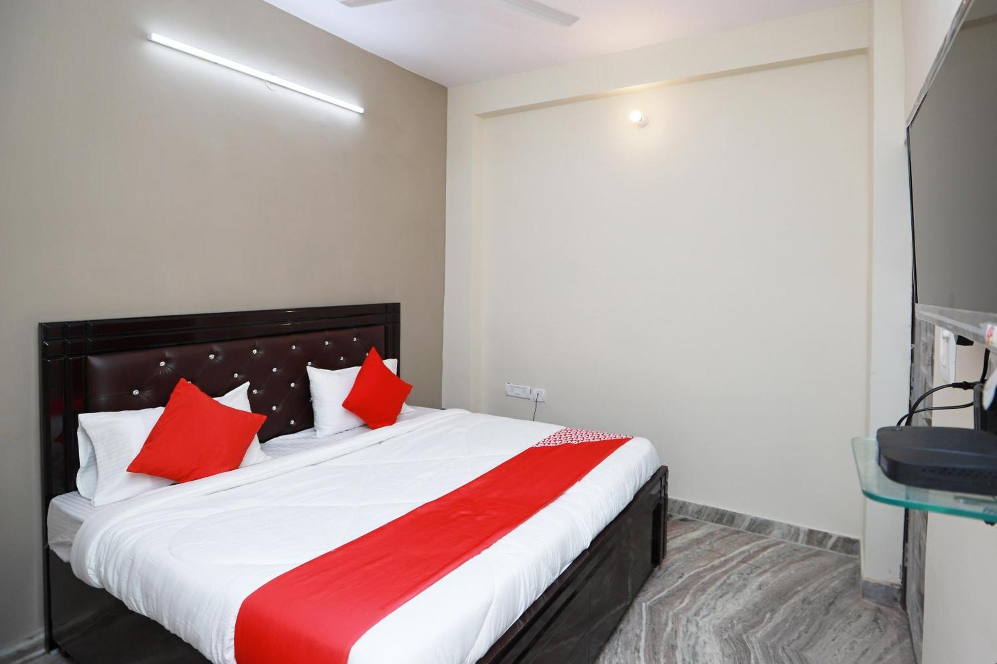 Hotel O Silverline Residency ฟารีดาบัด ภายนอก รูปภาพ